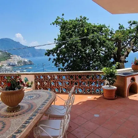 Panoramic Views - Seafront - Terrace -bbq Apartment *